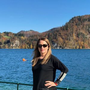 Meet your Posher, Marcela